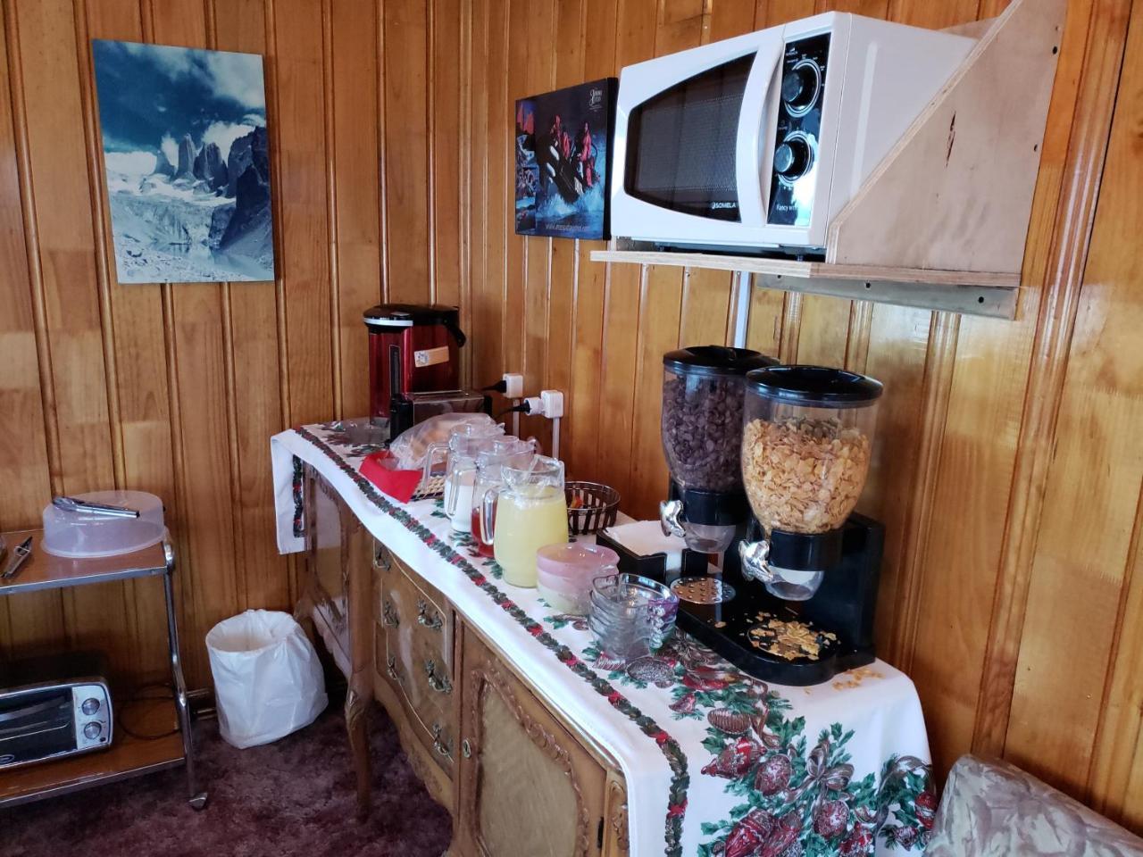 Antiguos Bed And Breakfast Puerto Natales Exteriör bild
