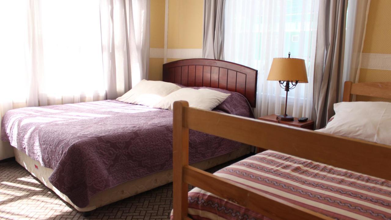 Antiguos Bed And Breakfast Puerto Natales Exteriör bild