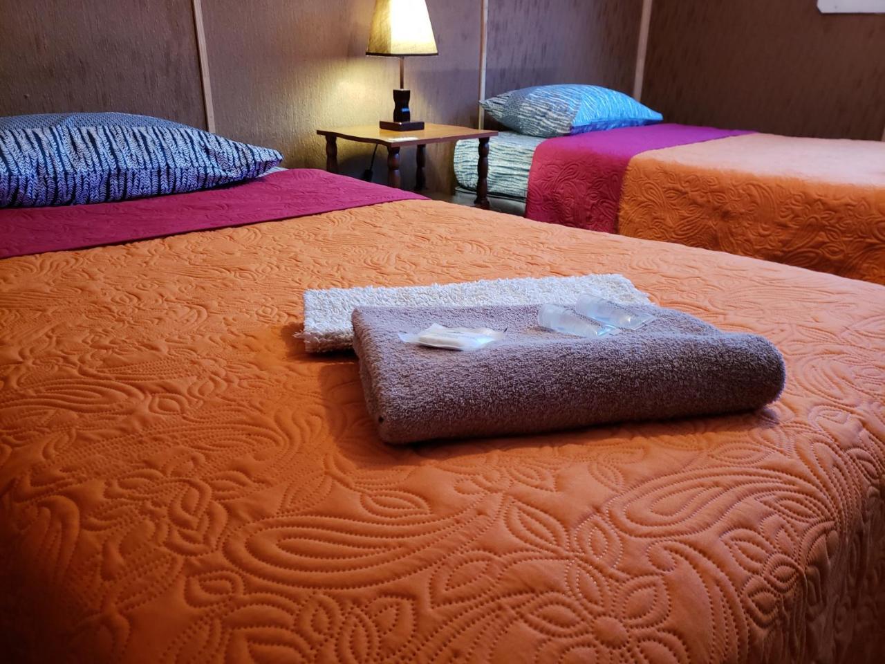 Antiguos Bed And Breakfast Puerto Natales Exteriör bild
